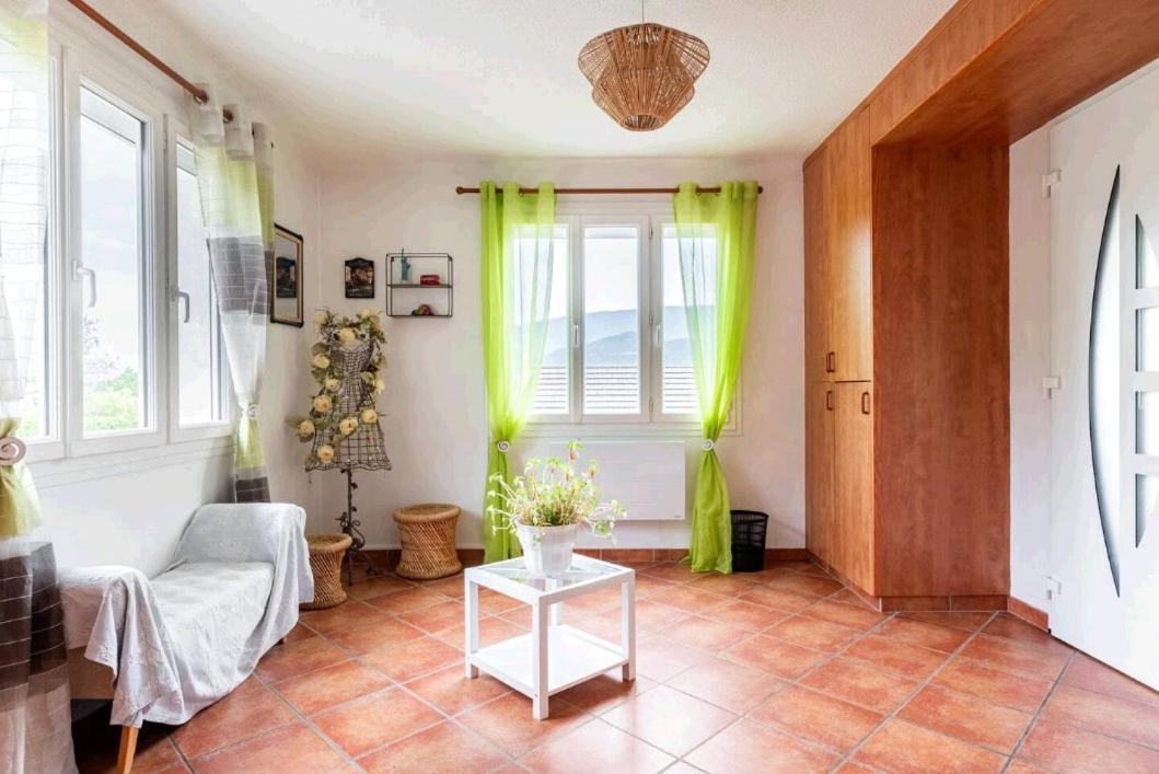 Jolie Appart T4 La Zoune Avec Jardin 8 Personnes Chorges Luaran gambar